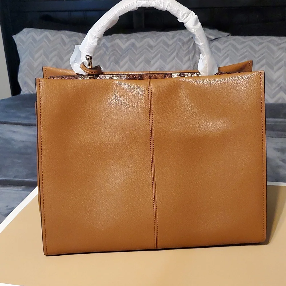 Purse - Picture 3 of 4